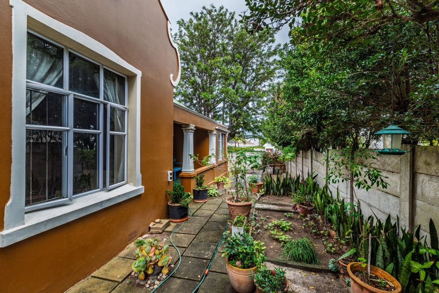 9 Bedroom Property for Sale in Nahoon Eastern Cape